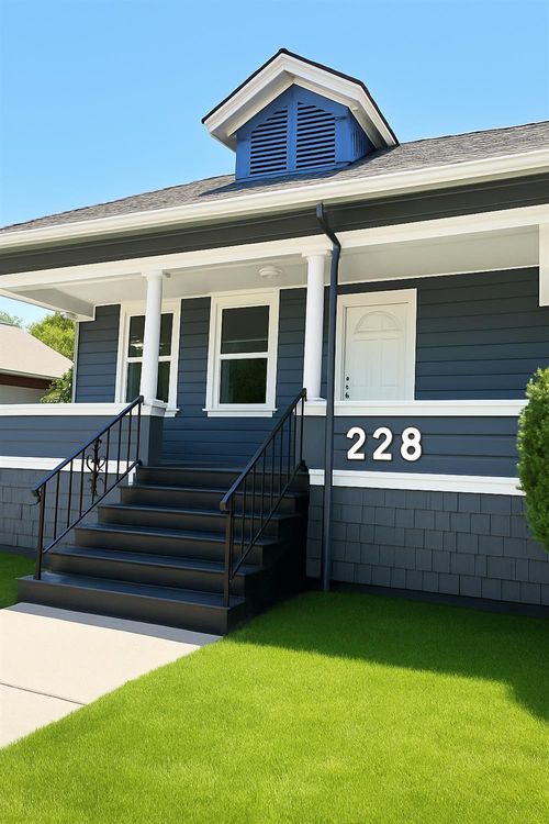 228 W Willow St, Stockton, CA, 95203-2530 | Card Image