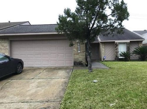 10202 Pebble Park Ln, Houston, TX, 77036-7104 | Card Image