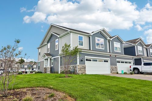 691 Cassia Ct, Crystal Lake, IL, 60012-2317 | Card Image