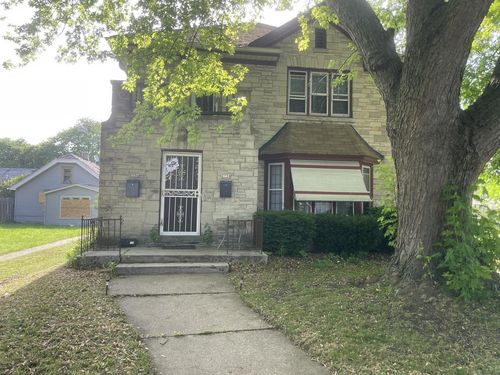 2754 N 56th St, Milwaukee, WI, 53210-1523 | Card Image