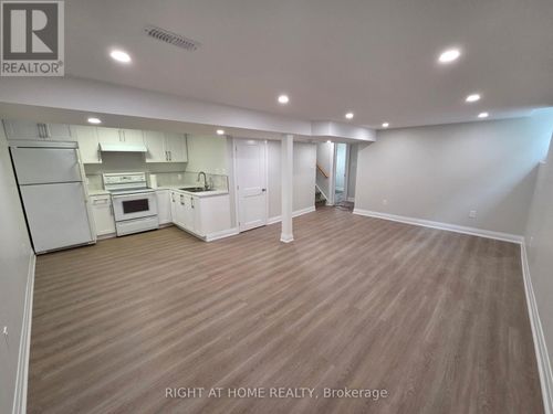 6245 Millers Grove, Mississauga (Meadowvale), ON, L5N3C6 | Card Image