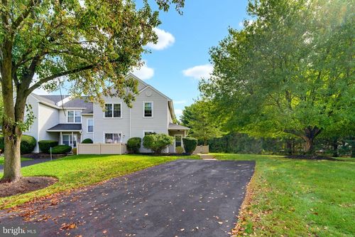23 Eaton Ct, NEWTOWN, PA, 18940-3802 | Card Image