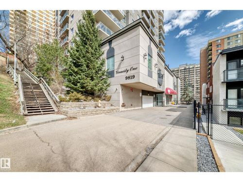 9819 104 St Nw, Edmonton, AB, T5K0Y8 | Card Image