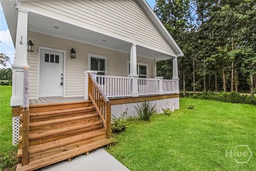 16 Pear St Sw, Ludowici, GA, 31316-3265 | Card Image
