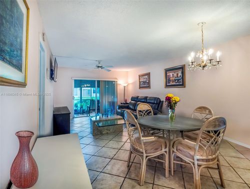 unit-614-5520 Lakewood Cir N, Margate, FL, 33063-5228 | Card Image