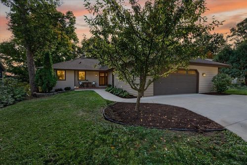 N6666 Upper Shorewood Hills Road, LAKE MILLS, WI, 53551 | Card Image