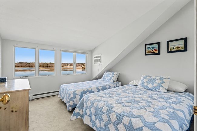 62 Crafts Rd, House other with 5 bedrooms, 2 bathrooms and 6 parking in Gloucester MA | Image 24