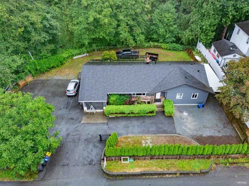 9452 208 St, Langley, BC, V1M2Y9 | Card Image
