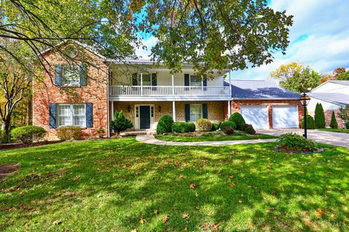 766 Woodfield Dr, Cincinnati, OH, 45231-2640 | Card Image