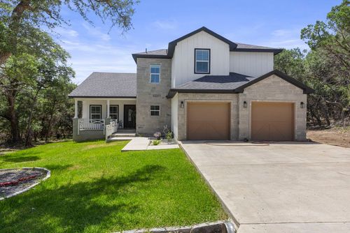 5 Mimosa St, Wimberley, TX, 78676-2076 | Card Image