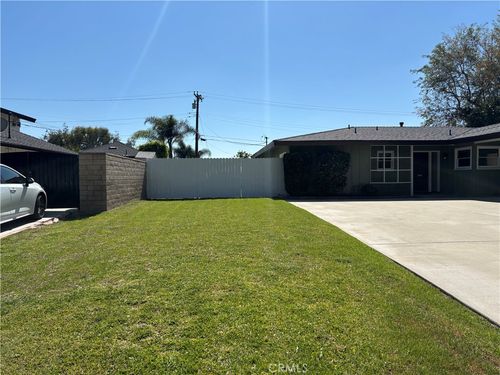 15828 West Rd, Whittier, CA, 90603-1439 | Card Image