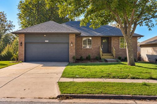 2404 W Rockwood Street, Springfield, MO, 65807 | Card Image