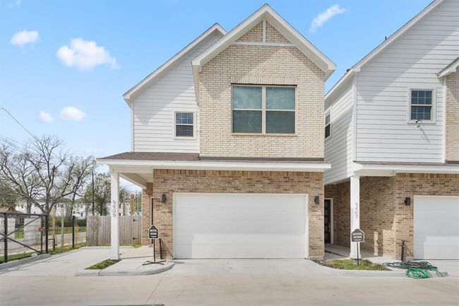 304 Chobani Lane, Home with 3 bedrooms, 2 bathrooms and null parking in Houston TX | Image 20