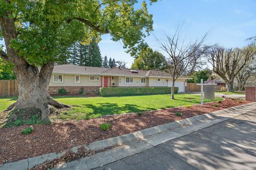 5424 Valhalla Drive, Carmichael, CA, 95608 | Card Image