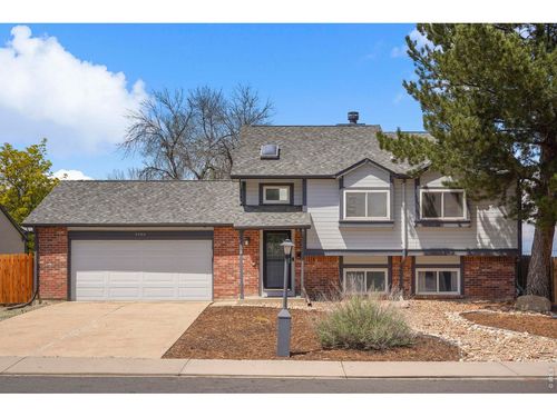2460 Sunset Dr, Longmont, CO, 80501 | Card Image