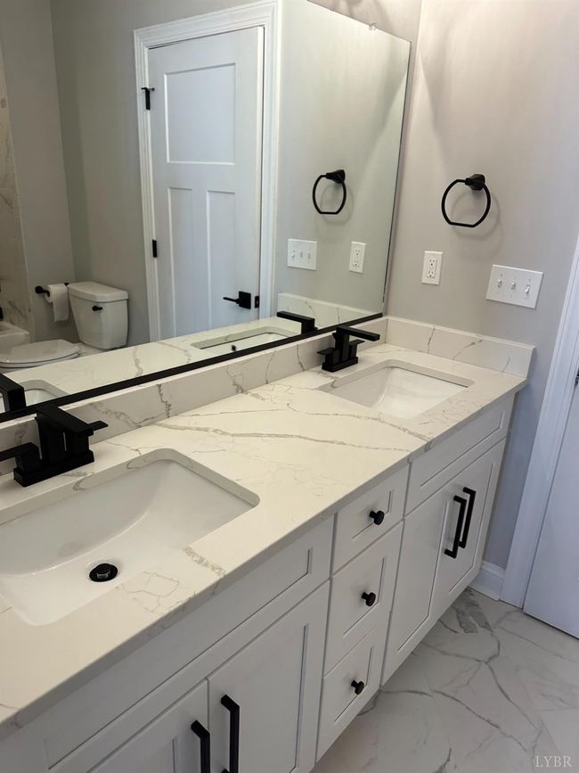 1022 N Westyn Loop, Townhouse with 4 bedrooms, 4 bathrooms and null parking in Forest VA | Image 15