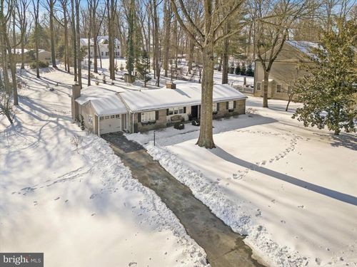 211 Deepdale Rd, WAYNE, PA, 19087-2629 | Card Image