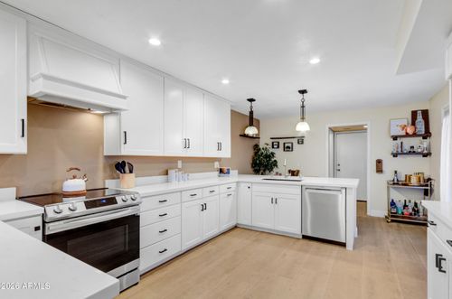 1656 N Ventura Ln, Tempe, AZ, 85288-1440 | Card Image