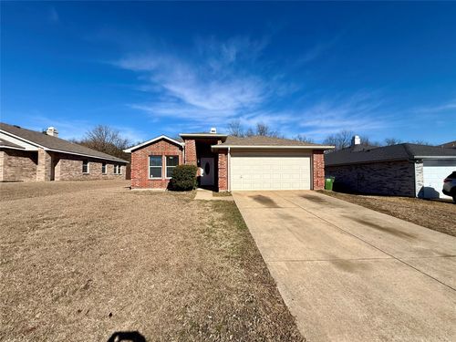 14733 Arborcrest Dr, Balch Springs, TX, 75180-3642 | Card Image