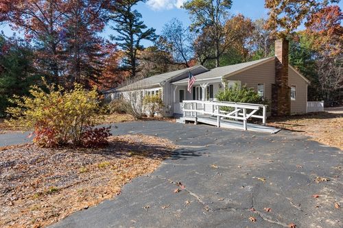 25 Lawrence Rd, Halifax, MA, 02338-1019 | Card Image