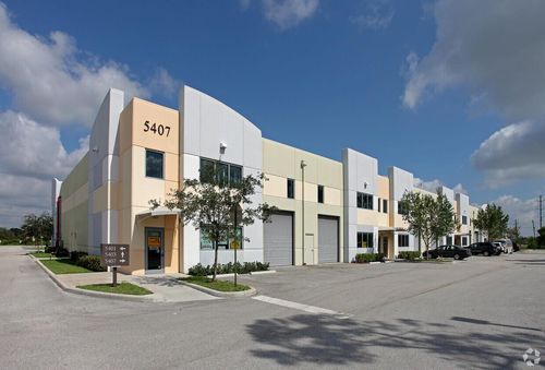unit-102-5401 N Haverhill Rd, West Palm Beach, FL, 33407-7005 | Card Image