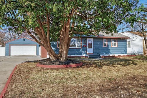 5657 Maryland Ave N, Crystal, MN, 55428-3317 | Card Image