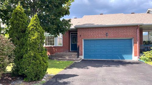 302 Wisteria Cres, Gloucester, ON, K1V0N4 | Card Image