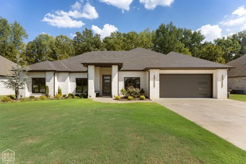 1601 S 28 1/2 Street, Paragould, AR, 72450 | Card Image