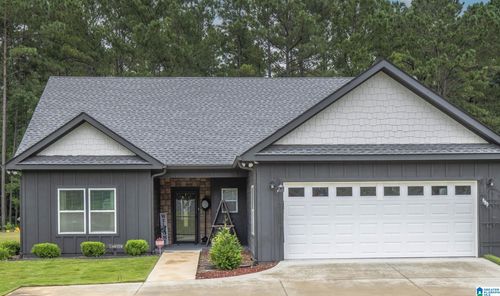 163 Magnolia Estates Dr, Alexander City, AL, 35010-0801 | Card Image
