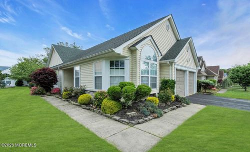 2927 Rock Hill Ln, Toms River, NJ, 08755-2576 | Card Image