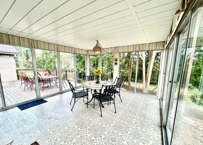 Florida Room | Image 22