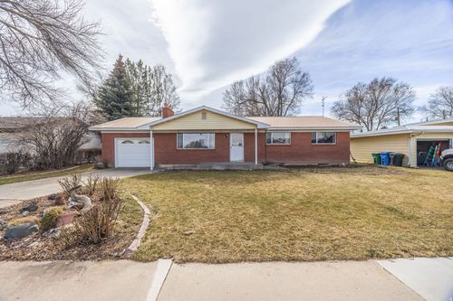 580 E 300 S, Hyrum, UT, 84319-1751 | Card Image