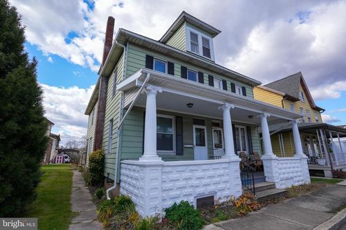 714 Lincoln Ave, Palmerton, PA, 18071-9776 | Card Image