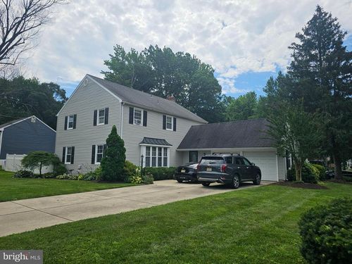 142 Fox Chase Dr, DELRAN, NJ, 08075-2321 | Card Image