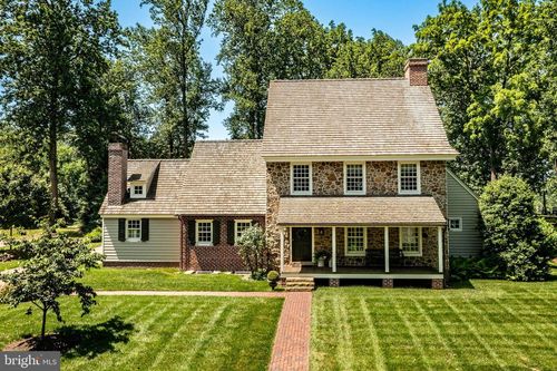63 Brownstone Ln, ELVERSON, PA, 19520-8734 | Card Image