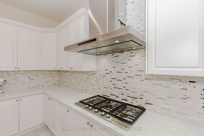 7 Hagerman Rd, House other with 7 bedrooms, 8 bathrooms and 3 parking in Brampton ON | Image 17