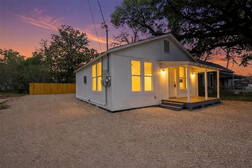 1410 Fannin St, Columbus, TX, 78934-2536 | Card Image