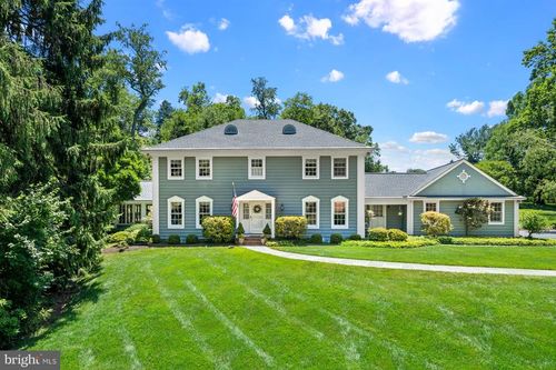 102 Haywood Rd, Greenville, DE, 19807-1114 | Card Image