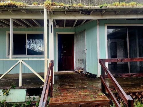 97736 N Lake Rd, Lakeside, OR, 97449-8613 | Card Image