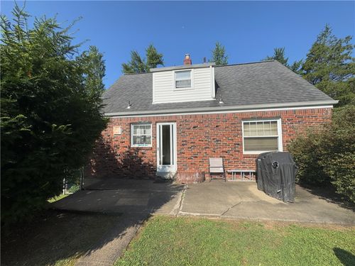 1807 Seaton St, Brookline, PA, 15226-2411 | Card Image