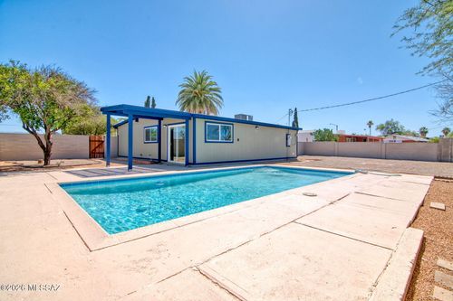 6458 E Calle Castor, Tucson, AZ, 85710-5339 | Card Image
