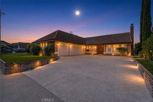 551 S Paseo Lucero, Anaheim, CA, 92807-4306 | Card Image