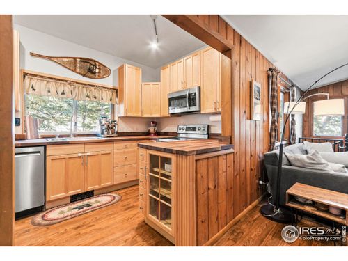 838 Lakeshore Dr, Boulder, CO, 80302-9533 | Card Image