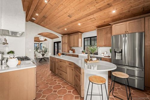 1566 Evergreen St, San Diego, CA, 92106-2254 | Card Image