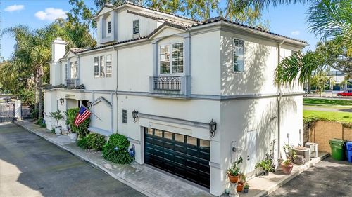 1020 Harbor Crossing Ln, Marina del Rey, CA, 90292-5452 | Card Image