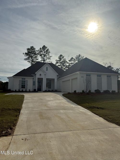 378 Wellstone Pl, Madison, MS, 39110-2304 | Card Image