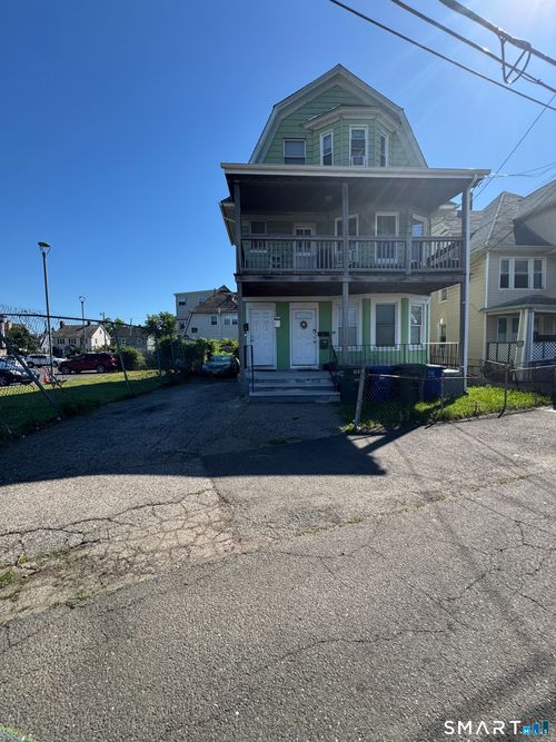 111 Calhoun Pl, Bridgeport, CT, 06604-3403 | Card Image
