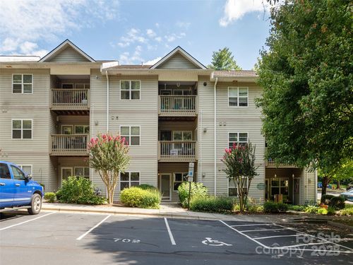 702 Carlyle Way, Asheville, NC, 28803-1277 | Card Image