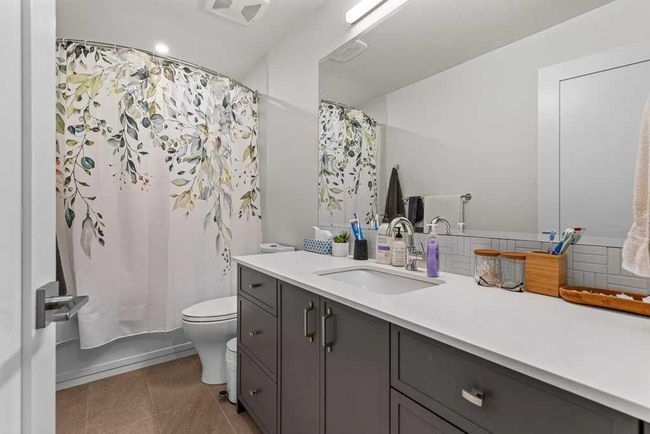 201E - 1200 Three Sisters Parkway, Townhouse with 3 bedrooms, 3 bathrooms and 2 parking in Canmore AB | Image 35