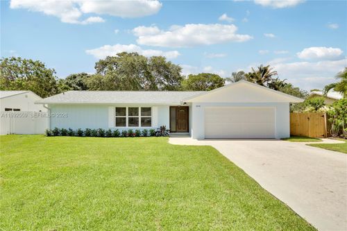 404 Highwood Cir, Jupiter, FL, 33458-5771 | Card Image